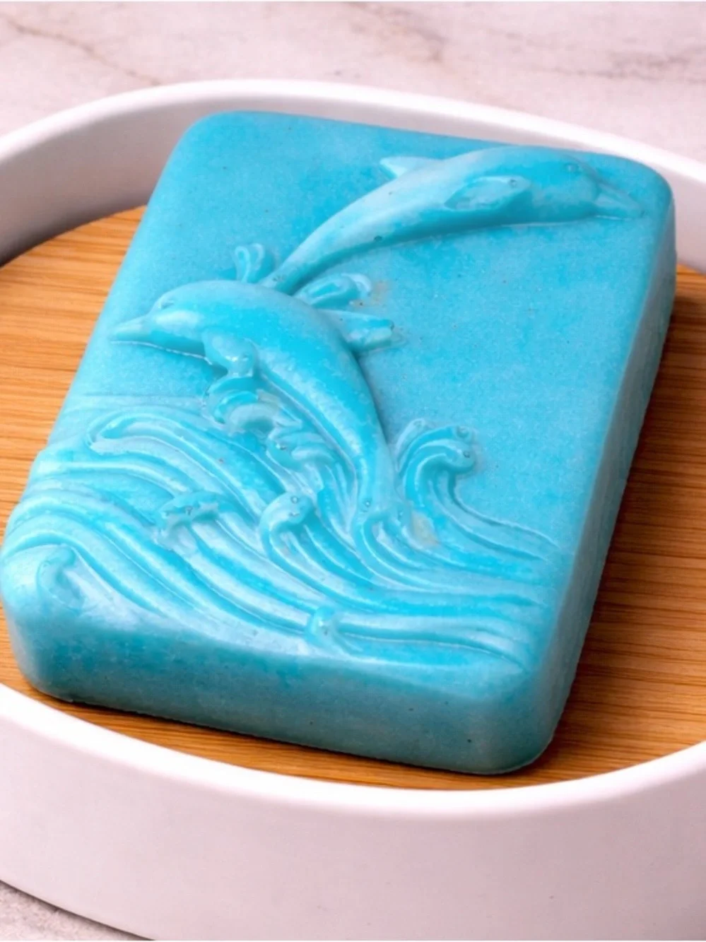 Pink hibiscus soap 3x2in 7oz dolphin donkey milk based